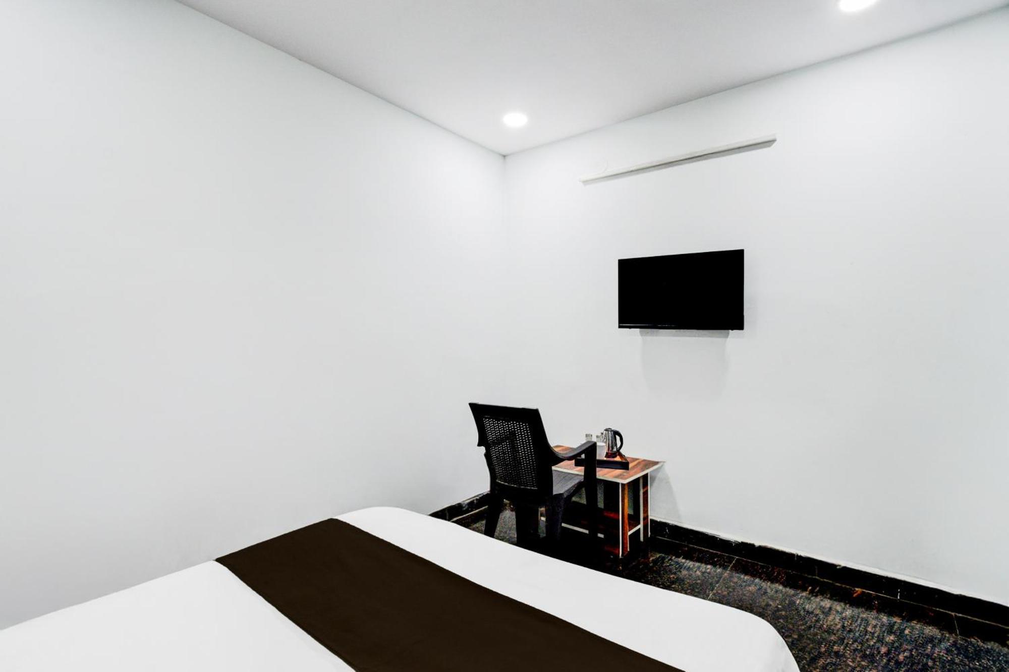 Super Hotel O Malkajgiri Maula Ali Exteriör bild