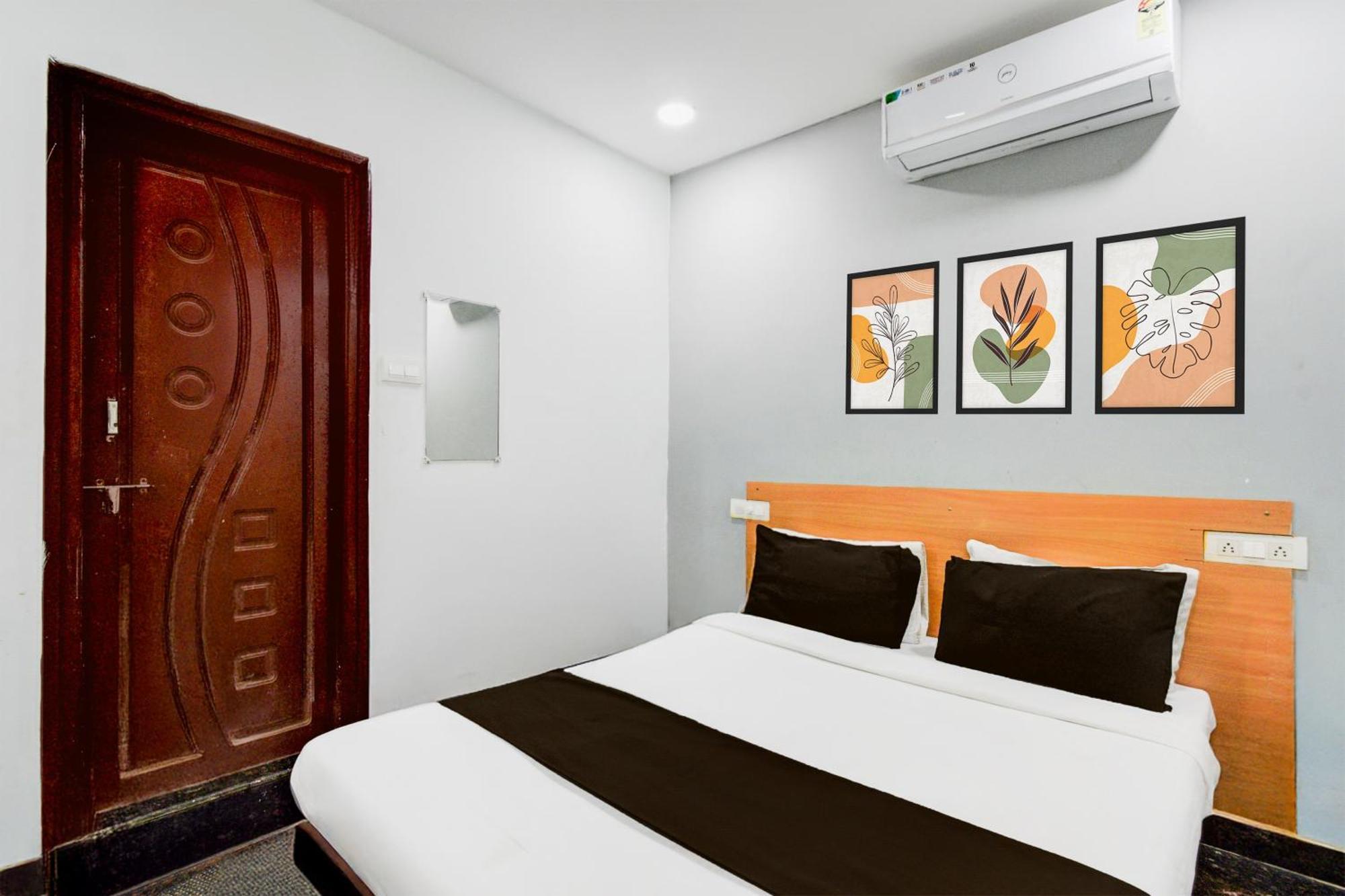 Super Hotel O Malkajgiri Maula Ali Exteriör bild